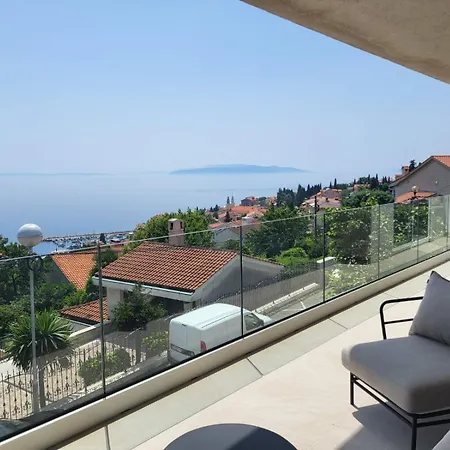 Apartment Premium With Beautiful Sea View, Short Walk To The Sea Opatija